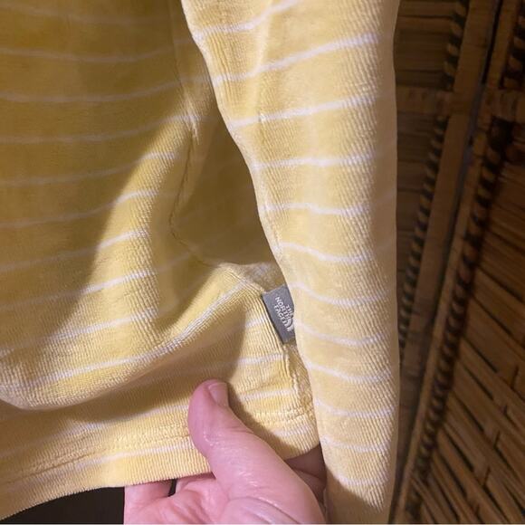 The North Face Yellow stripe Quarter-Zip Fleece Sweater large A5 series women’s - Picture 5 of 11